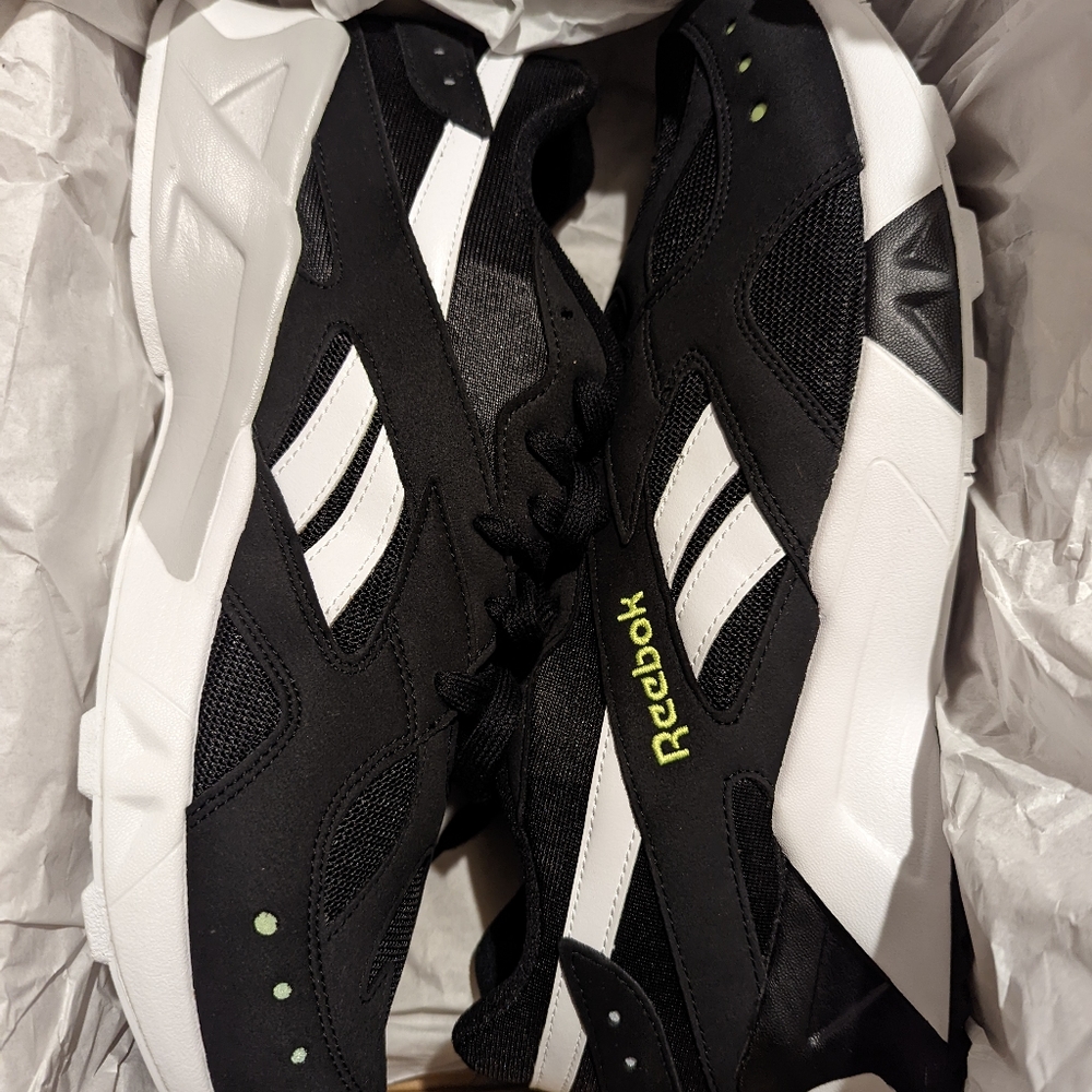 Reebok aztrek